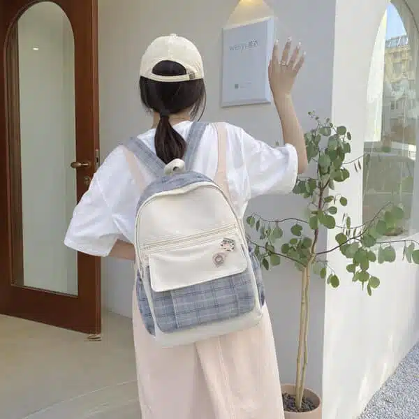 Stylish and simple backpack for girls - Image 2